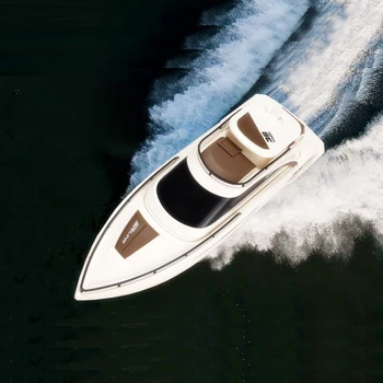Лодка с дистанционно управление Starlight Yacht, високоскоростен нож, Безжичен зареждане на вода, плюшени кораб, модел за момче, за събиране на подаръци